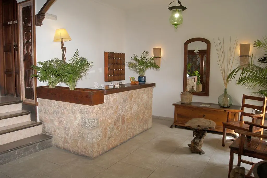 Nocleg ze śniadaniem Hostal Nadal Sóller