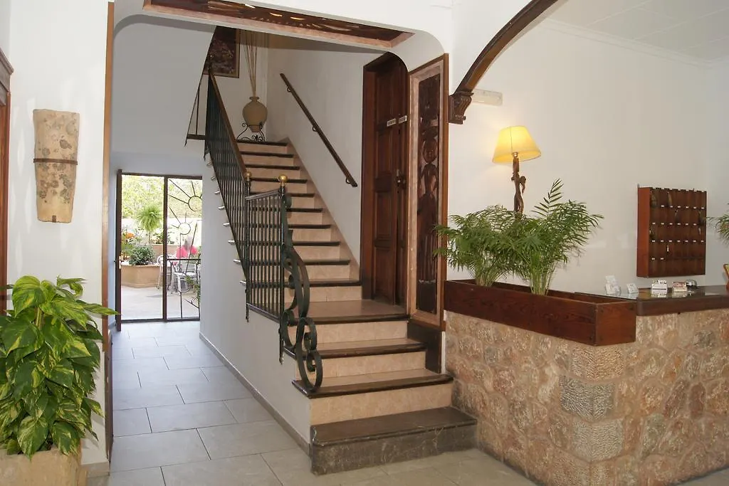 Hostal Nadal Soller 2*,  Spain
